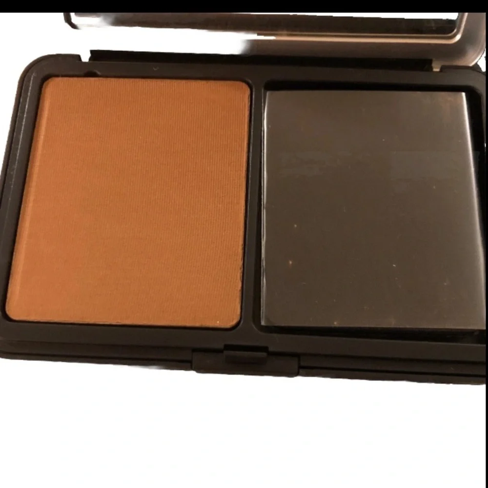 MAKE UP FOREVER Matte Velvet Blurring Powder Foundation PARIS R540 ~ 38 Oz.